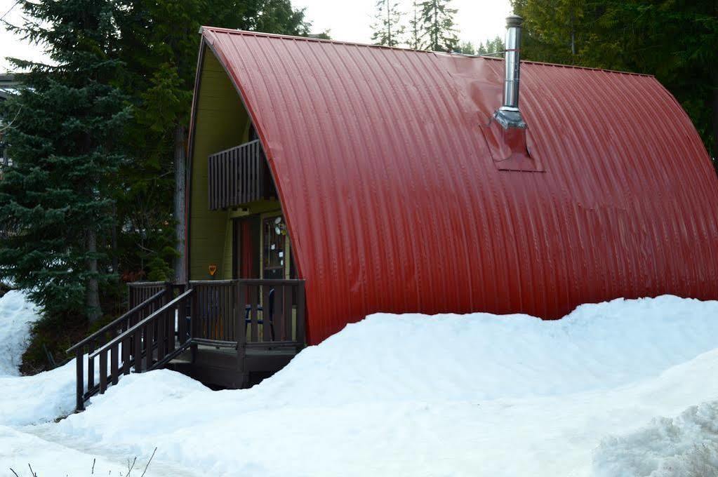 Red Shutter Inn Rossland Dış mekan fotoğraf